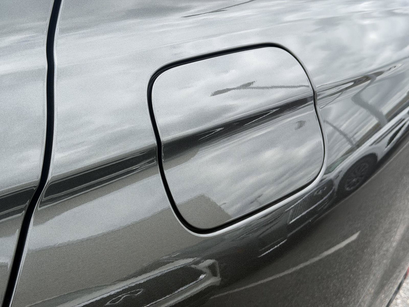 Used 2026 Genesis G70 2.5T RWD image 8
