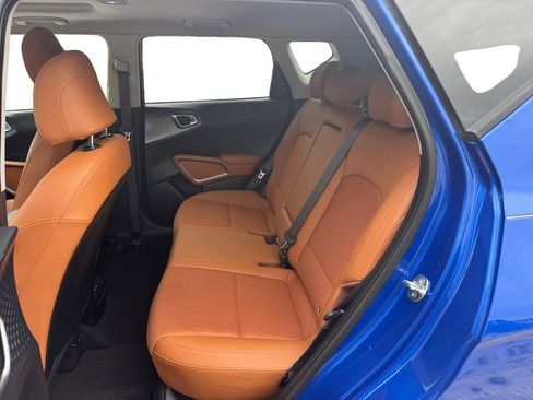 Used 2024 Kia Soul EX w/ Option Group 015 FWD image 18
