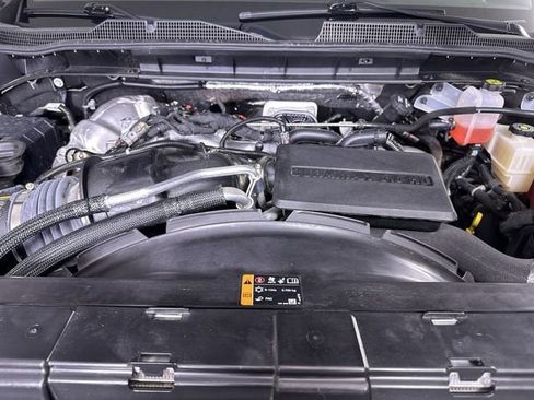 Used 2025 Chevrolet Silverado 2500 LT w/ Convenience Package image 55