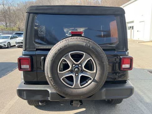 Used 2020 Jeep Wrangler Unlimited Sport S image 4