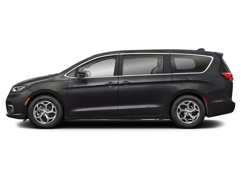 Used 2026 Chrysler Pacifica Limited w/ S Appearance Package AWD/4WD image 3