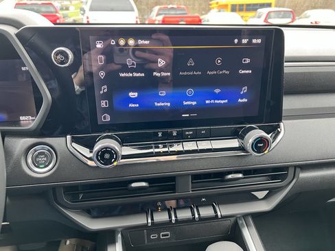 Used 2025 Chevrolet Colorado W/T w/ WT Convenience Package II image 17