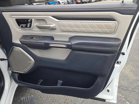 Certified 2025 RAM 1500 Tungsten w/ Off Road Group AWD/4WD image 22