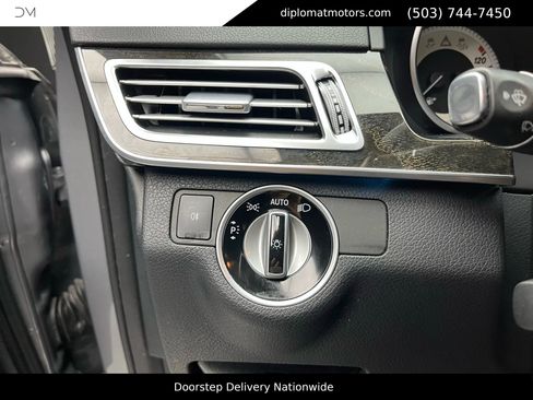 Used 2015 Mercedes-Benz E 350 Sedan image 31