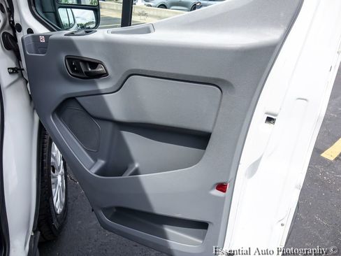 Used 2019 Ford Transit 250 148 Medium Roof RWD image 23