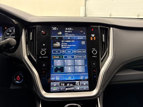 Certified 2025 Subaru Outback Premium w/ Popular Package #1A image 17