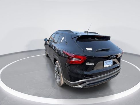 New 2026 Chevrolet Trax RS w/ Sunroof Package image 6