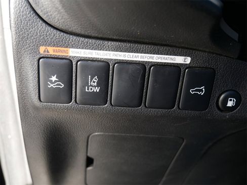 Used 2020 Mitsubishi Outlander SEL image 28