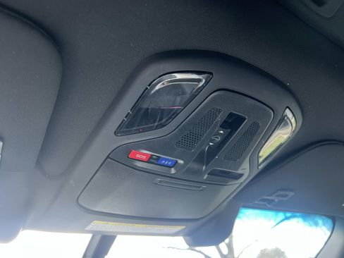 Used 2022 Subaru Outback Wilderness w/ Wilderness Package image 31