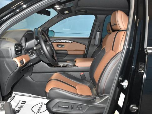 Used 2026 Honda Passport TrailSport Elite image 7