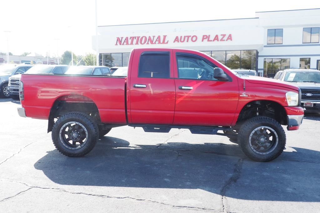 Used 2009 Dodge Ram 2500 Truck SLT w/ Trailer Tow Group AWD/4WD image 4