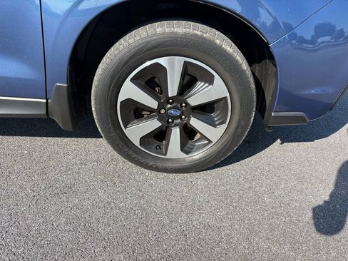 Used 2017 Subaru Forester 2.5i Premium image 11