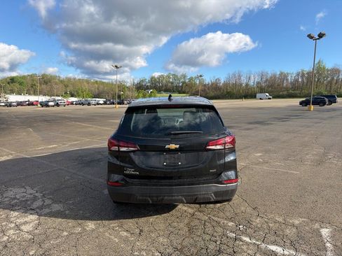 Used 2023 Chevrolet Equinox LS image 4