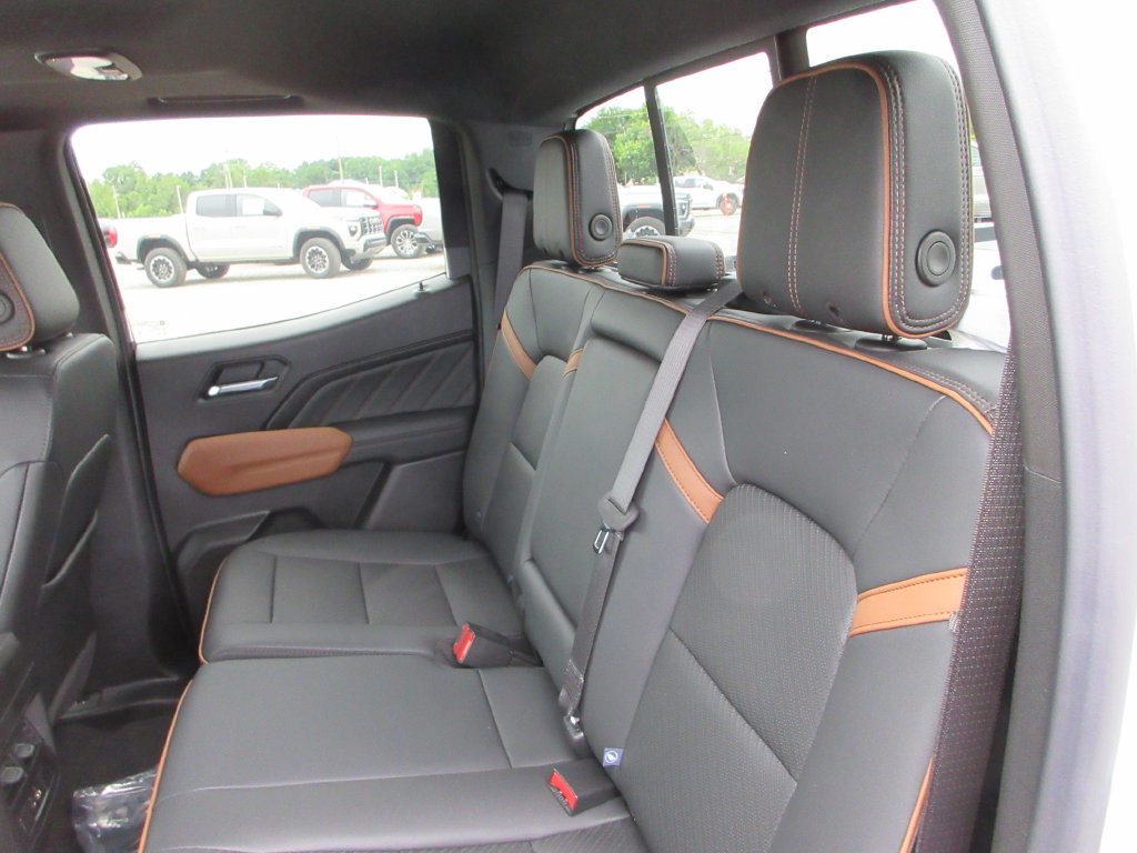 New 2026 GMC Canyon AT4 w/ Technology Plus Package AWD/4WD image 14