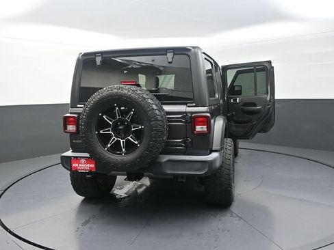 Used 2018 Jeep Wrangler Unlimited Sport AWD/4WD image 43