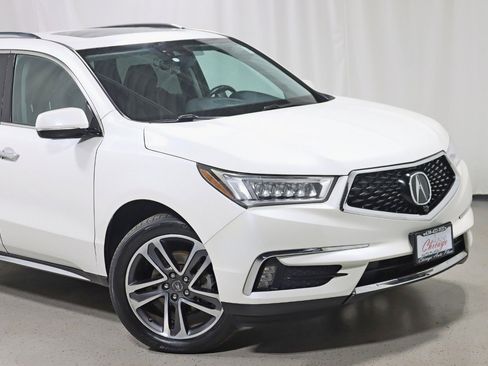 Used 2018 Acura MDX w/ Advance & Entertainment image 2