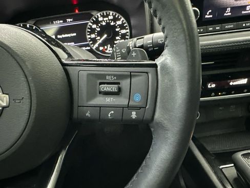 Used 2023 Nissan Rogue SV w/ SV Premium B Package image 28