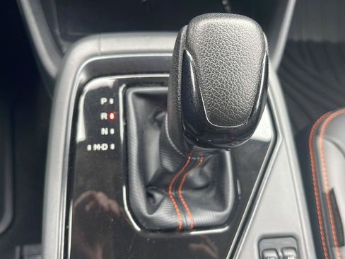 Used 2024 Subaru Crosstrek 2.5i Limited AWD/4WD image 30
