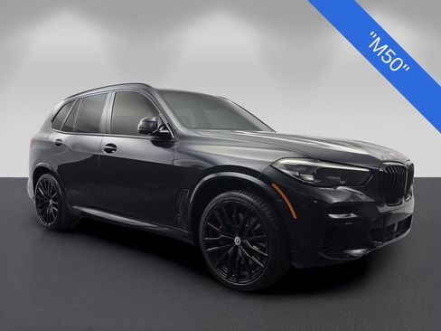 Used 2022 BMW X5 M50i AWD/4WD image 1