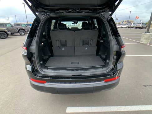 New 2026 Jeep Grand Cherokee L 4WD image 24