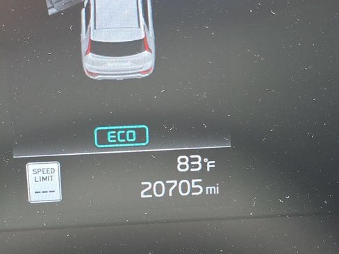 Used 2025 Kia Niro LX FWD image 7