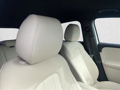 Certified 2025 Mercedes-Benz GLA 250 image 23