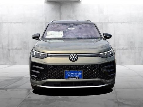 New 2026 Volkswagen Tiguan SEL R-Line AWD/4WD image 4