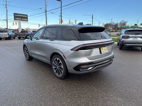 Used 2024 Lincoln Nautilus Reserve w/ Equipment Group 203A image 3