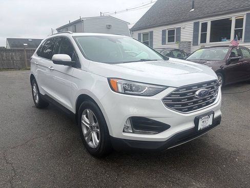 Used 2020 Ford Edge SEL w/ Cold Weather Package AWD/4WD image 9