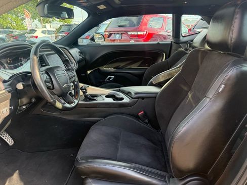 Used 2022 Dodge Challenger GT w/ Plus Package AWD/4WD image 8