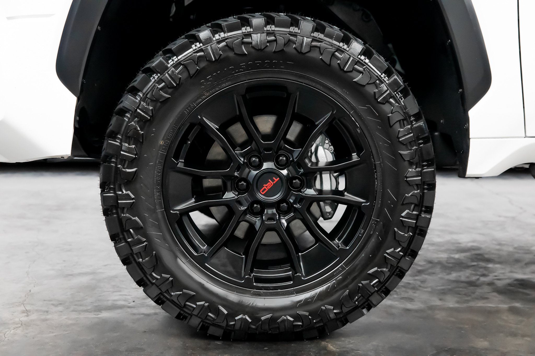 Used 2023 Toyota Tundra SR5 AWD/4WD image 11