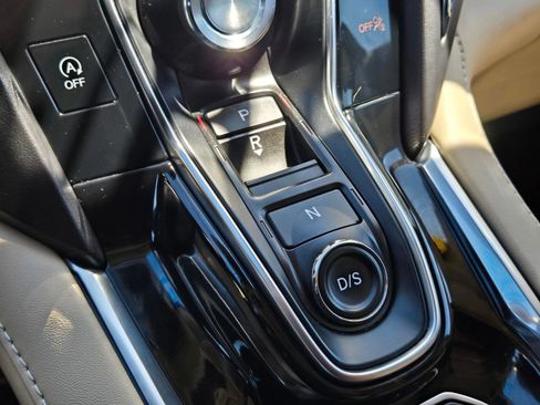 Used 2022 Acura RDX w/ Technology Package FWD image 22