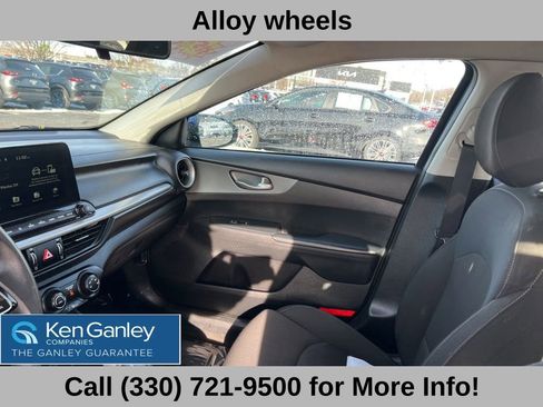 Used 2021 Kia Forte LXS image 39