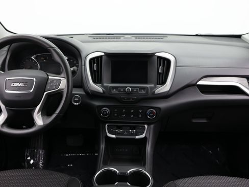 Used 2024 GMC Terrain SLE w/ Elevation Edition FWD image 35