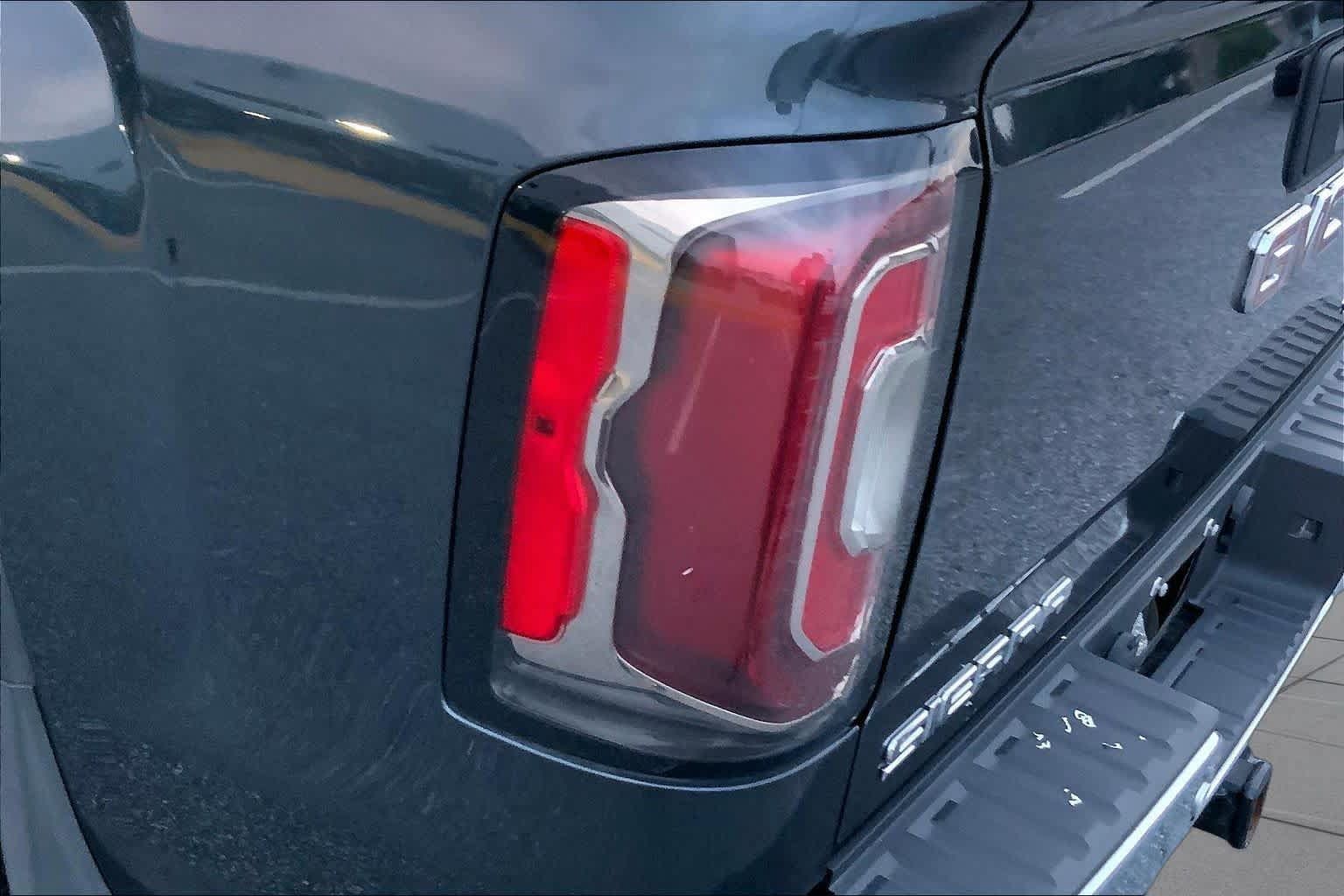 Used 2018 GMC Sierra 1500 SLT AWD/4WD image 27