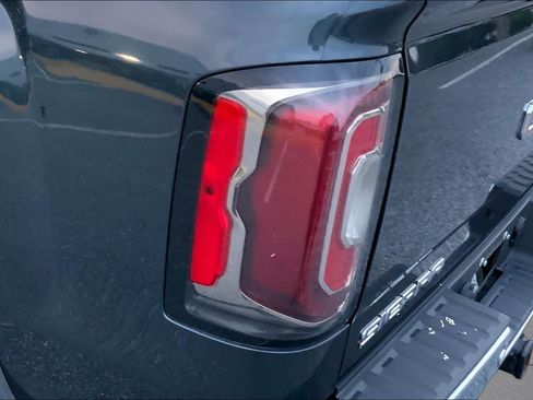Used 2018 GMC Sierra 1500 SLT AWD/4WD image 27