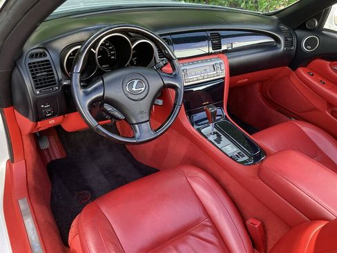 Used 2007 Lexus SC 430 Convertible RWD image 18