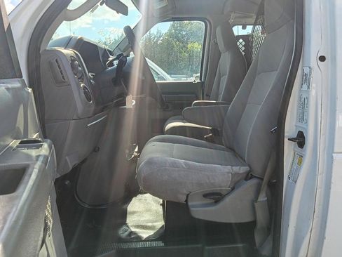 Used 2013 Ford E-250 and Econoline 250 w/ Commercial Cargo Van Pkg RWD image 10