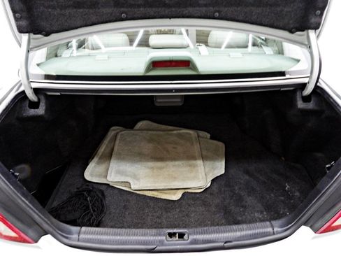 Used 2003 Toyota Avalon XLS image 13