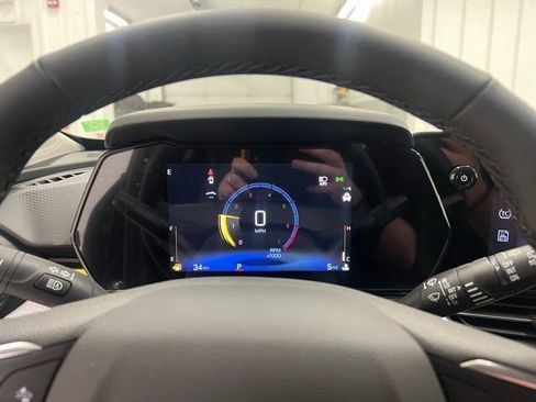 New 2026 Chevrolet Trax LT w/ Driver Confidence Package FWD image 8