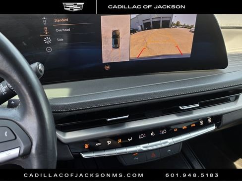 Certified 2025 Cadillac XT4 Premium Luxury AWD/4WD image 10