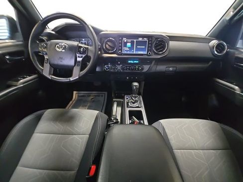 Used 2023 Toyota Tacoma TRD Off-Road w/ Black Out Package (TMS) AWD/4WD image 10