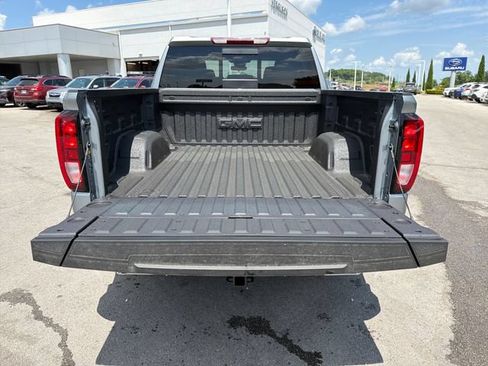 New 2026 GMC Sierra 1500 Elevation w/ Elevation Premium Package AWD/4WD image 24
