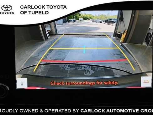Used 2025 Toyota Camry SE w/ Convenience Package FWD image 12