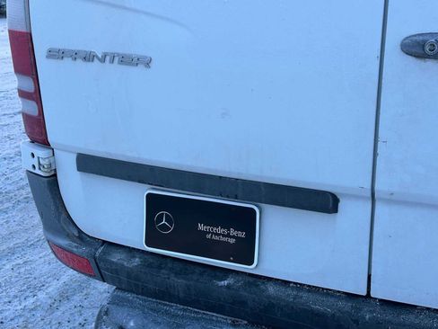 Used 2016 Freightliner Sprinter 2500 image 18