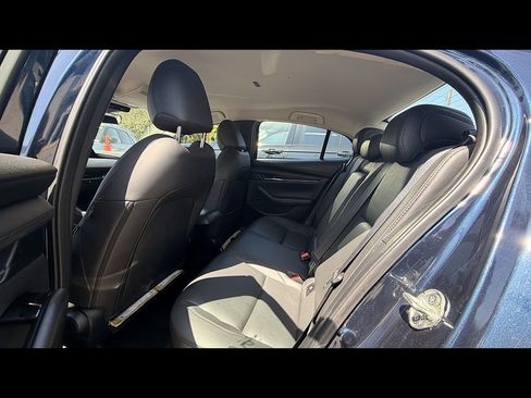 Used 2024 MAZDA MAZDA3 s FWD image 6