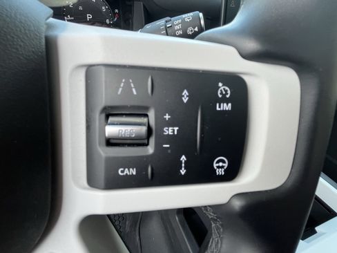 Used 2025 Land Rover Defender 110 S AWD/4WD image 21