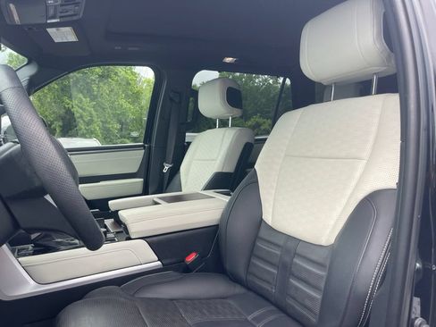Used 2023 Toyota Sequoia Capstone AWD/4WD image 9