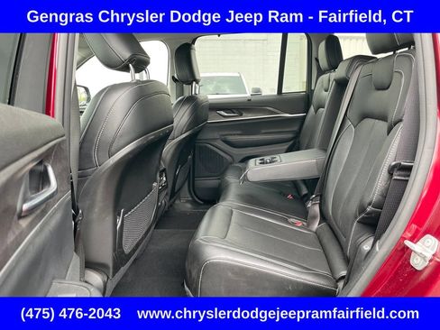 Certified 2023 Jeep Grand Cherokee Limited w/ Luxury Tech Group II AWD/4WD image 33