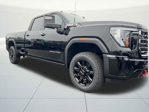New 2026 GMC Sierra 3500 AT4 image 7